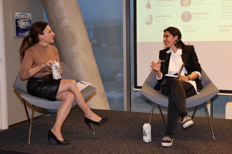 El Círculo de Directivos debate en Dénia: un entorno atractivo para teletrabajar y un buen salario emocional como fórmulas para atraer talento El Círculo de Directivos debate en Dénia: un entorno atractivo para teletrabajar y un buen salario emocional como fórmulas para atraer talento