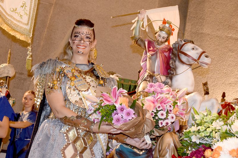 La ofrenda a Sant Jaume marca el inicio de los días grandes de los Moros i Cristians de Xàbia La ofrenda a Sant Jaume marca el inicio de los días grandes de los Moros i Cristians de Xàbia