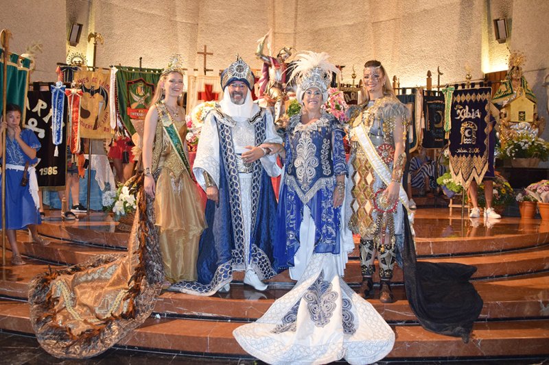 La ofrenda a Sant Jaume marca el inicio de los días grandes de los Moros i Cristians de Xàbia La ofrenda a Sant Jaume marca el inicio de los días grandes de los Moros i Cristians de Xàbia