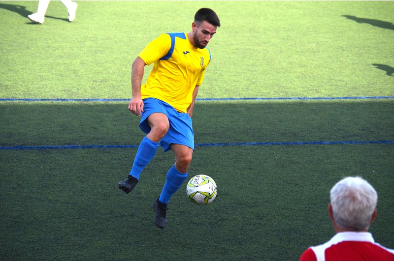 Preferente: El Dénia quiere recuperar los puntos perdidos en casa tumbando al Carcaixent Preferente: El Dénia quiere recuperar los puntos perdidos en casa tumbando al Carcaixent