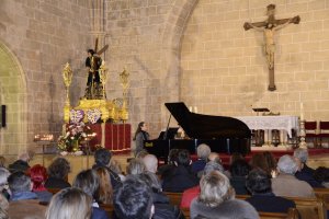 Brillante actuación de la pianista Marta Espinós en la iglesia de San Bartolomé de Xàbia