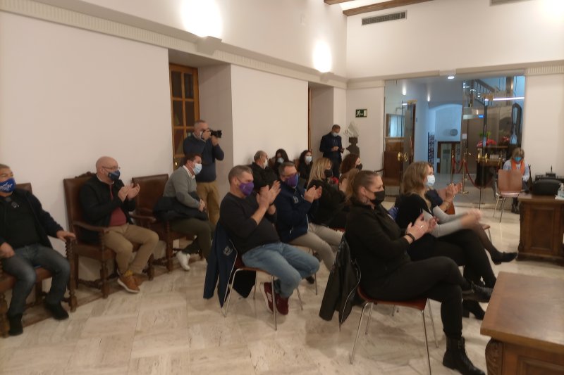 El Mig Any de Moros i Cristians de Dénia devuelve la ilusión a los festeros El Mig Any de Moros i Cristians de Dénia devuelve la ilusión a los festeros