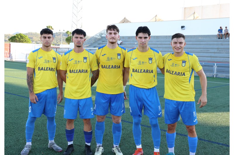 Antolí, entrenador del CD Dénia, ante una semana crucial para el equipo: “Algunos están aprovechando la oportunidad” Antolí, entrenador del CD Dénia, ante una semana crucial para el equipo: “Algunos están aprovechando la oportunidad”