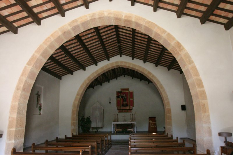 Una pedrera de pedres de molí/ MASSU SENTÍ (*) Una pedrera de pedres de molí/ MASSU SENTÍ (*)