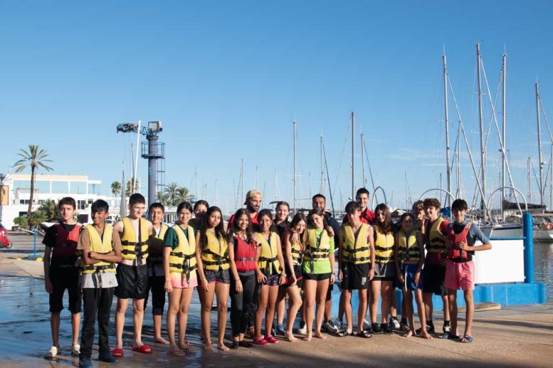 Dénia a la Mar abre las actividades náuticas a los alumnos de los institutos  Dénia a la Mar abre las actividades náuticas a los alumnos de los institutos