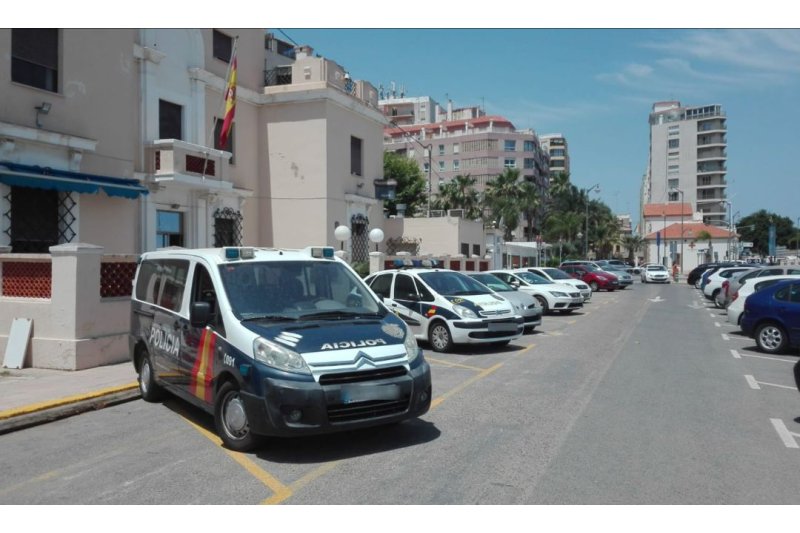 Graban a un hombre de 44 años bailando en una casa de citas de Dénia y lo difunden por whatshapp Graban a un hombre de 44 años bailando en una casa de citas de Dénia y lo difunden por whatshapp