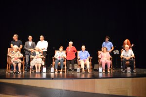 Homenaje a los socios más antiguos del Hogar del Jubilado de Dénia
