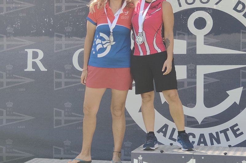 Los palistas del Real Club Náutico de Dénia brillan en la cuarta prueba de la Liga de Kayak de Mar  Los palistas del Real Club Náutico de Dénia brillan en la cuarta prueba de la Liga de Kayak de Mar