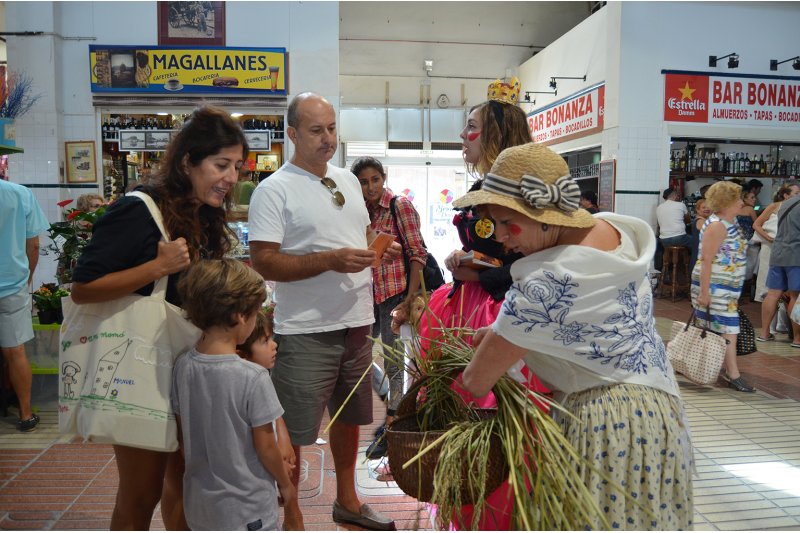 Pego escenificarà la sega de l’arròs al Marjal en la setmana gastrocultural l’Arròs de les estreles Pego escenificarà la sega de l’arròs al Marjal en la setmana gastrocultural l’Arròs de les estreles