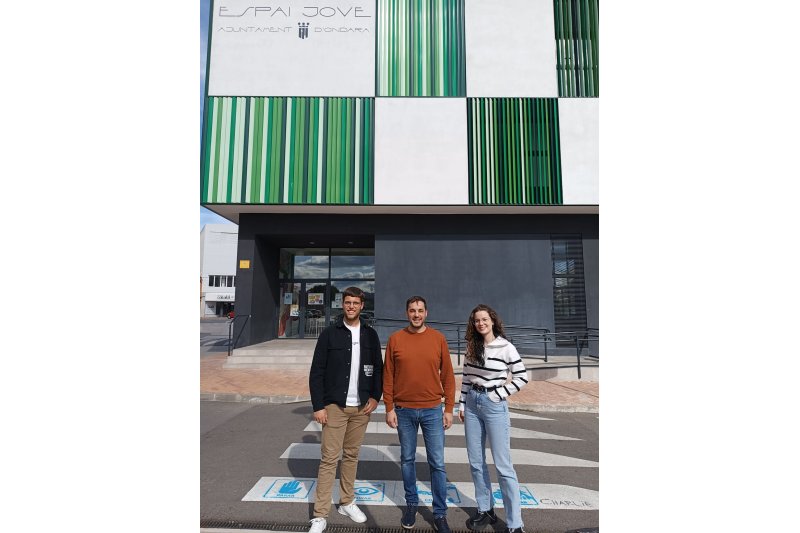 Coral Escrivà i Marc Estellès s’incorporen a la llista del PSPV d’Ondara per al 28M Coral Escrivà i Marc Estellès s’incorporen a la llista del PSPV d’Ondara per al 28M