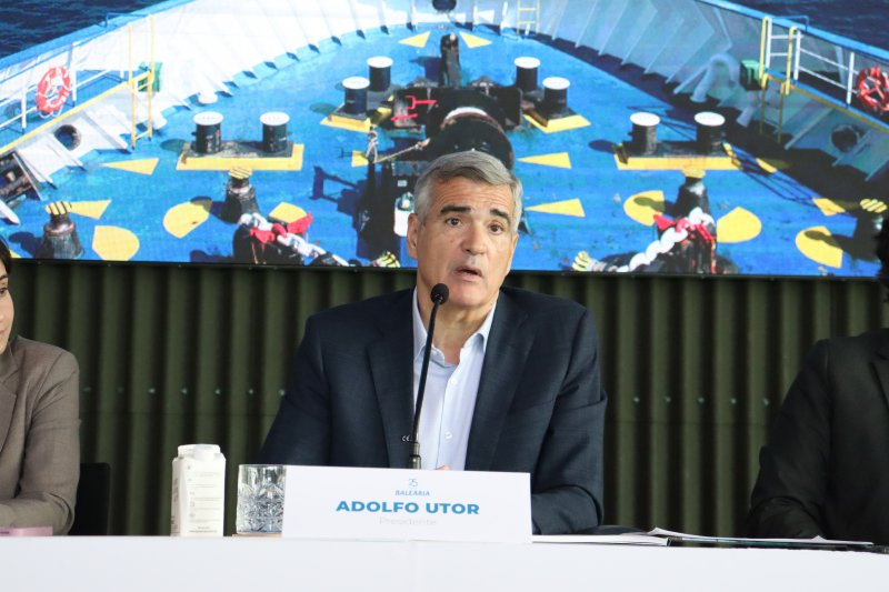 Baleària registra las mejores cifras de transporte de pasajeros y mercancías en sus 25 años de historia Baleària registra las mejores cifras de transporte de pasajeros y mercancías en sus 25 años de historia