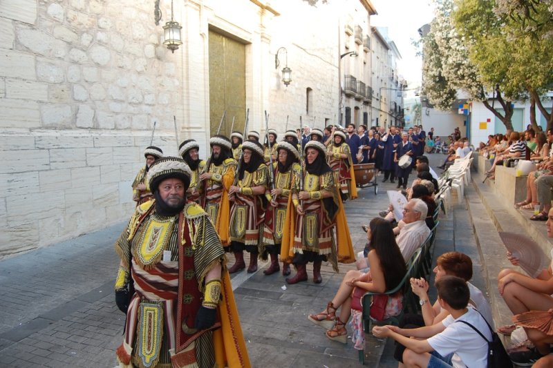 Coscoll reivindica el legado morisco en la capitanía de moros i cristians de Pego  Coscoll reivindica el legado morisco en la capitanía de moros i cristians de Pego