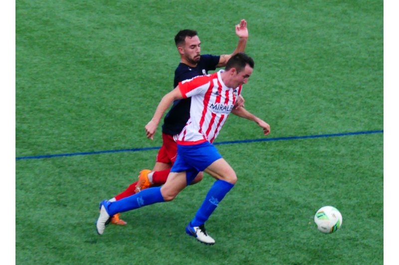 Regional Preferente: El Jávea recupera a Ferran y Quintana y prepara un partido “para valientes” en Ontinyent Regional Preferente: El Jávea recupera a Ferran y Quintana y prepara un partido “para valientes” en Ontinyent