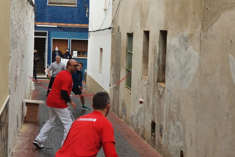 Ondara inicia els actes de commemoració del 150 aniversari del Trinquet amb una trobada de pilota grossa Ondara inicia els actes de commemoració del 150 aniversari del Trinquet amb una trobada de pilota grossa
