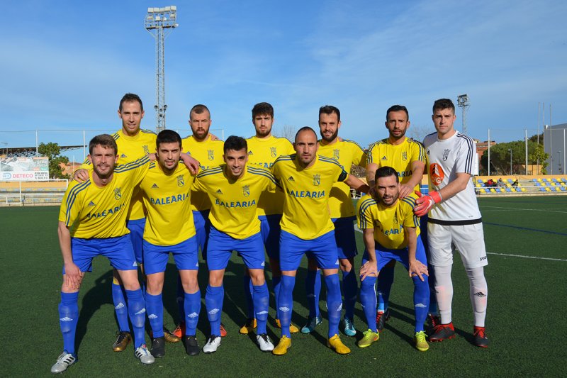 Preferente: El Dénia defenderá el liderato ante el Carcaixent en un partido clave para asegurarse la promoción Preferente: El Dénia defenderá el liderato ante el Carcaixent en un partido clave para asegurarse la promoción