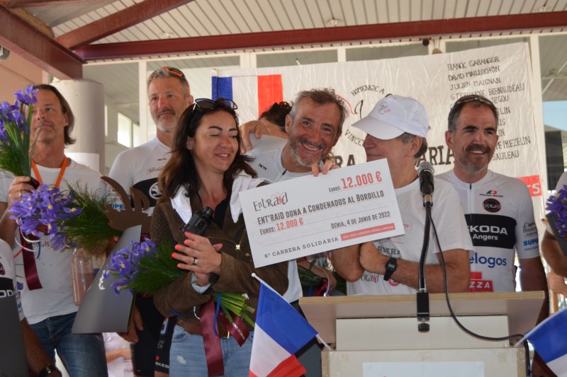 Reto cumplido: Angers-Dénia por un fin solidario Reto cumplido: Angers-Dénia por un fin solidario