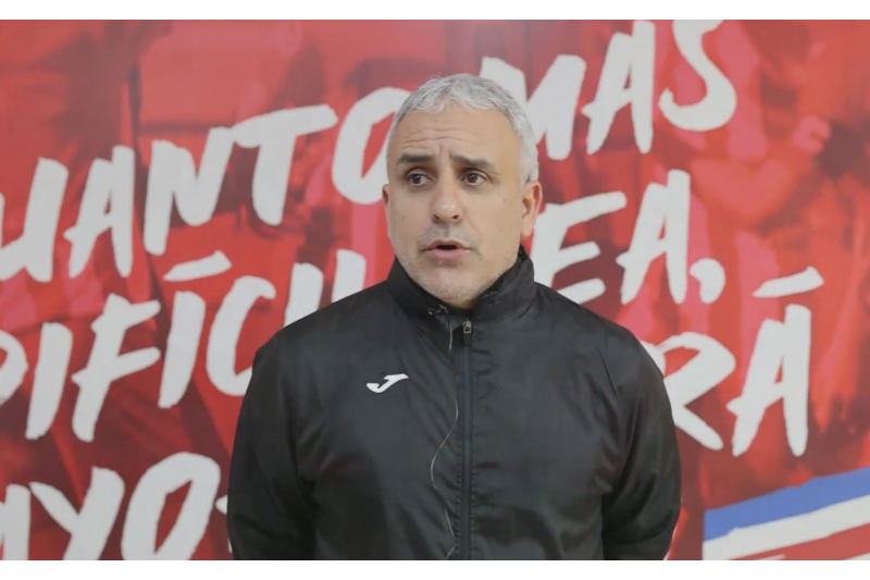 Entrevista a Lauro Techeira: “Por plantilla y club el Jávea tiene que estar arriba” Entrevista a Lauro Techeira: “Por plantilla y club el Jávea tiene que estar arriba”