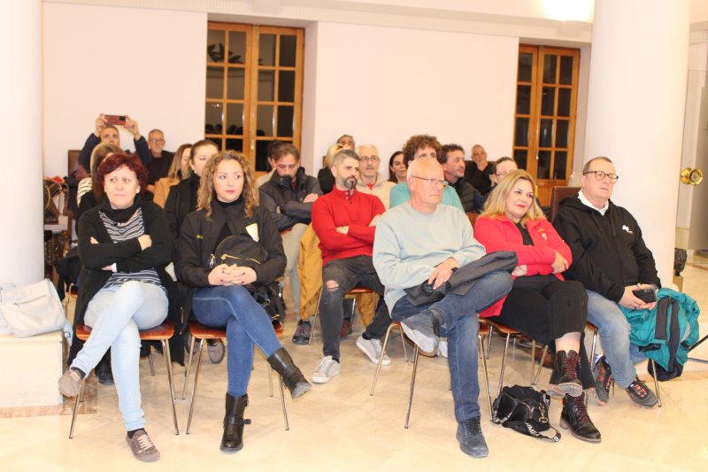 El Mig Any de Moros i Cristians  de Dénia se refuerza con charlas, una exposición de trajes y más actividades infantiles  El Mig Any de Moros i Cristians  de Dénia se refuerza con charlas, una exposición de trajes y más actividades infantiles