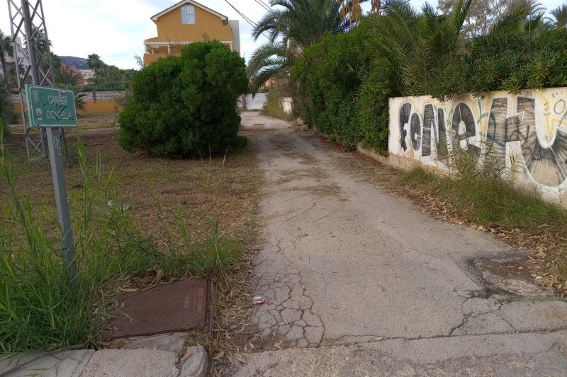 El solar del antiguo restaurante El Yate se convertirá en aparcamiento público  El solar del antiguo restaurante El Yate se convertirá en aparcamiento público