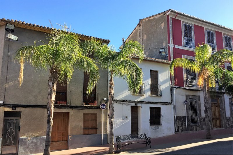 Ajudes per a la pintura de façanes a Ondara Ajudes per a la pintura de façanes a Ondara