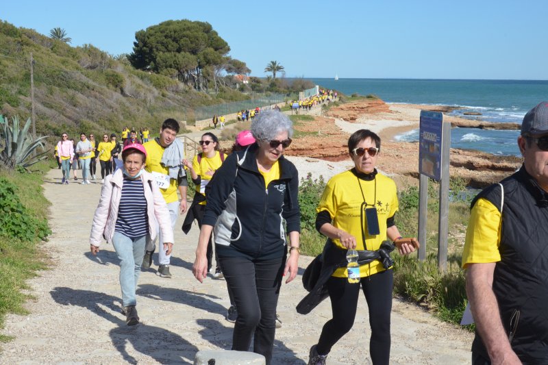 Amunt contra el Càncer recauda más de 9.000 euros en la Caminata Solidaria  Amunt contra el Càncer recauda más de 9.000 euros en la Caminata Solidaria