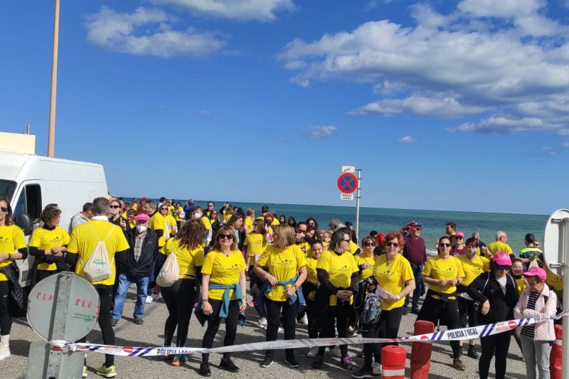 Amunt contra el Càncer recauda más de 9.000 euros en la Caminata Solidaria  Amunt contra el Càncer recauda más de 9.000 euros en la Caminata Solidaria