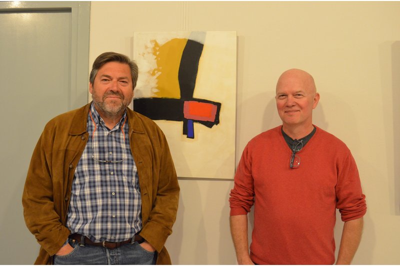 Grises cromáticos y colores vivos, de la mano de Stuart Ward Grises cromáticos y colores vivos, de la mano de Stuart Ward