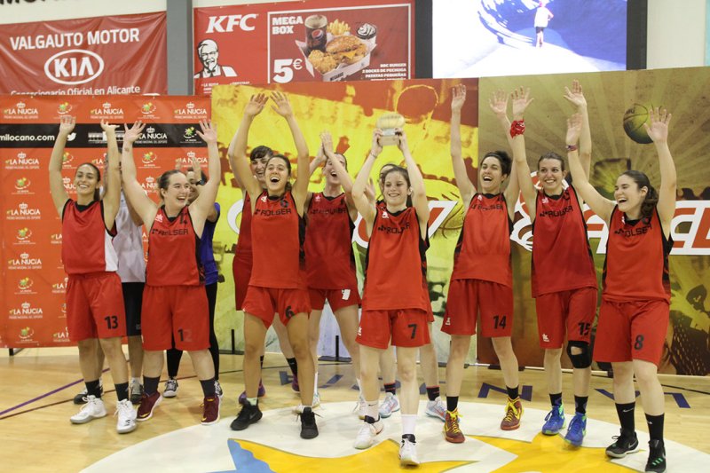 Baloncesto: El Dénia se proclama campeón en cuatro categorías del Trofeo Federación Baloncesto: El Dénia se proclama campeón en cuatro categorías del Trofeo Federación