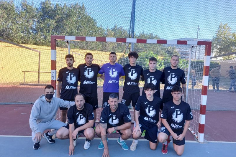 Futbol Sala Comarcal: FCS Norte golea al Bar Colom y se mantiene líder Futbol Sala Comarcal: FCS Norte golea al Bar Colom y se mantiene líder