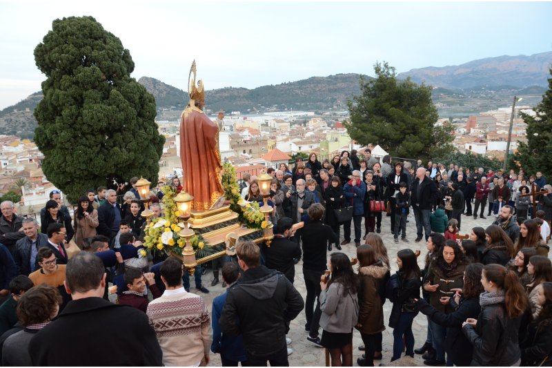 Els bous al carrer i el bon oratge donen un gran ambient a la festa de Sant Blai Els bous al carrer i el bon oratge donen un gran ambient a la festa de Sant Blai