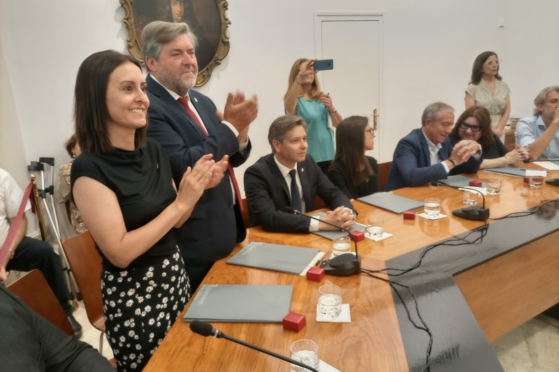 Vicent Grimalt ha sido reelegido alcalde con los votos del PSPV, Compromís y Gent de Dénia Vicent Grimalt ha sido reelegido alcalde con los votos del PSPV, Compromís y Gent de Dénia