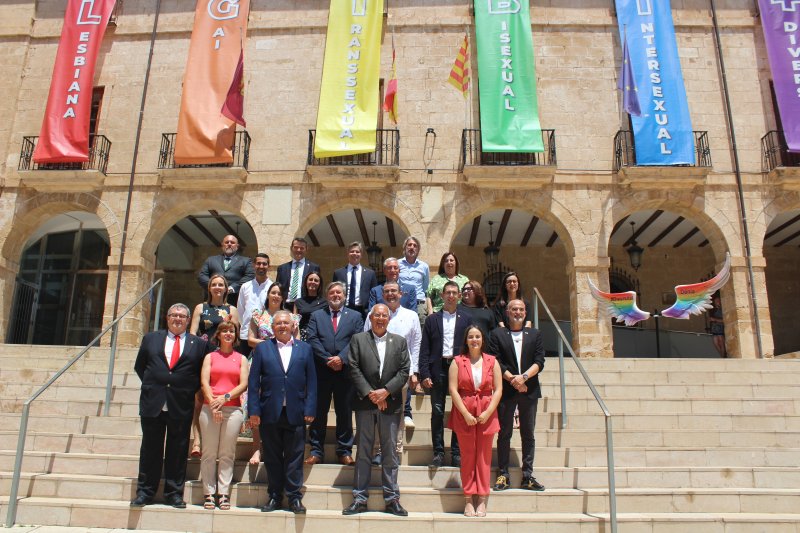 Vicent Grimalt ha sido reelegido alcalde con los votos del PSPV, Compromís y Gent de Dénia Vicent Grimalt ha sido reelegido alcalde con los votos del PSPV, Compromís y Gent de Dénia