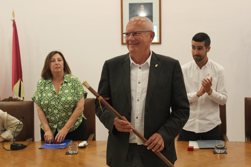 Vicent Grimalt ha sido reelegido alcalde con los votos del PSPV, Compromís y Gent de Dénia Vicent Grimalt ha sido reelegido alcalde con los votos del PSPV, Compromís y Gent de Dénia