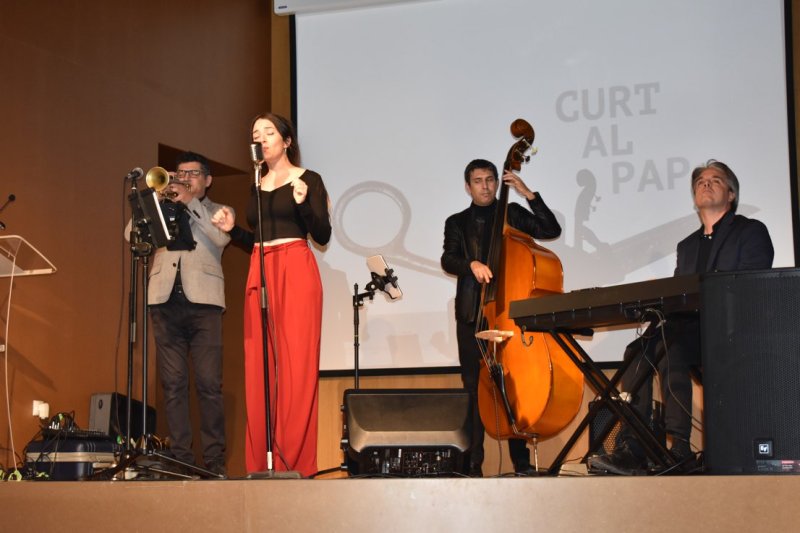 Viacruxis i The Europena Dream: Serbia s’enduen els tres pastiessets que reparteix el Curt Al Pap de Parcent Viacruxis i The Europena Dream: Serbia s’enduen els tres pastiessets que reparteix el Curt Al Pap de Parcent