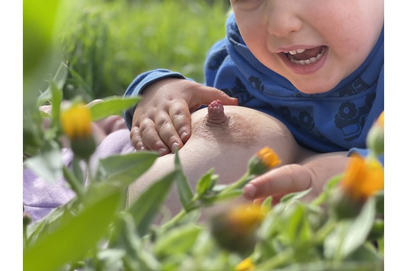 El Grupo Nodriza recupera la ceremonia que pone fin a una  nueva edición del Concurso Fotográfico de Lactancia Materna El Grupo Nodriza recupera la ceremonia que pone fin a una  nueva edición del Concurso Fotográfico de Lactancia Materna