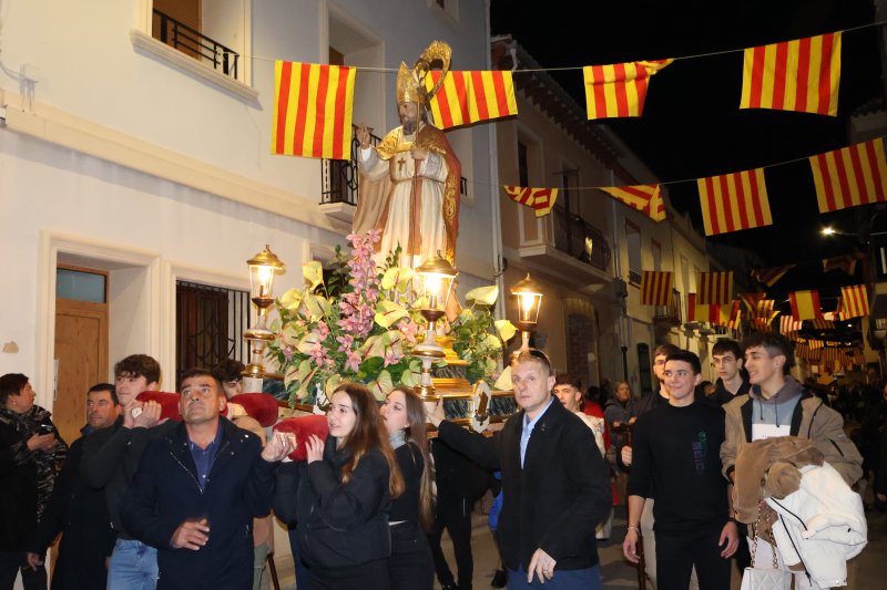 Sant Blai de Pedreguer acomiada a la Comissió 2020-2023 amb una gran festa i nomena els seus successors Sant Blai de Pedreguer acomiada a la Comissió 2020-2023 amb una gran festa i nomena els seus successors