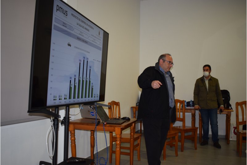 Benitatxell regulará el acceso a la Cala del Moraig con medidas para preservar su entorno Benitatxell regulará el acceso a la Cala del Moraig con medidas para preservar su entorno