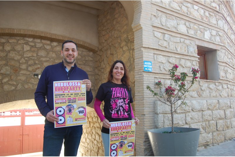 “Locomia” i “OBK” animaran l’Europarty a la plaça de bous d’Ondara per a donar suport a “Nebulossa” “Locomia” i “OBK” animaran l’Europarty a la plaça de bous d’Ondara per a donar suport a “Nebulossa”