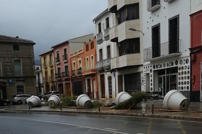 Gloria azota Xàbia y Gata y deja las primeras nieves en Castell de Castells Gloria azota Xàbia y Gata y deja las primeras nieves en Castell de Castells