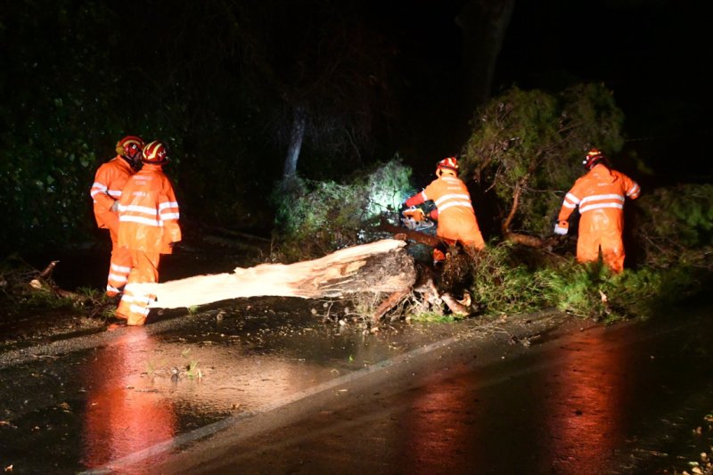 Gloria azota Xàbia y Gata y deja las primeras nieves en Castell de Castells Gloria azota Xàbia y Gata y deja las primeras nieves en Castell de Castells