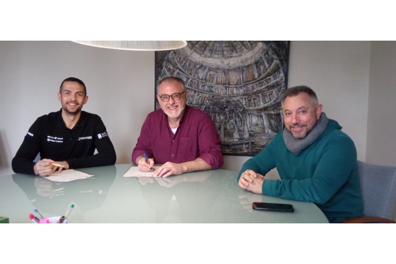 Pedreguer renova el suport al pilotari professional Pere Ribes Pedreguer renova el suport al pilotari professional Pere Ribes