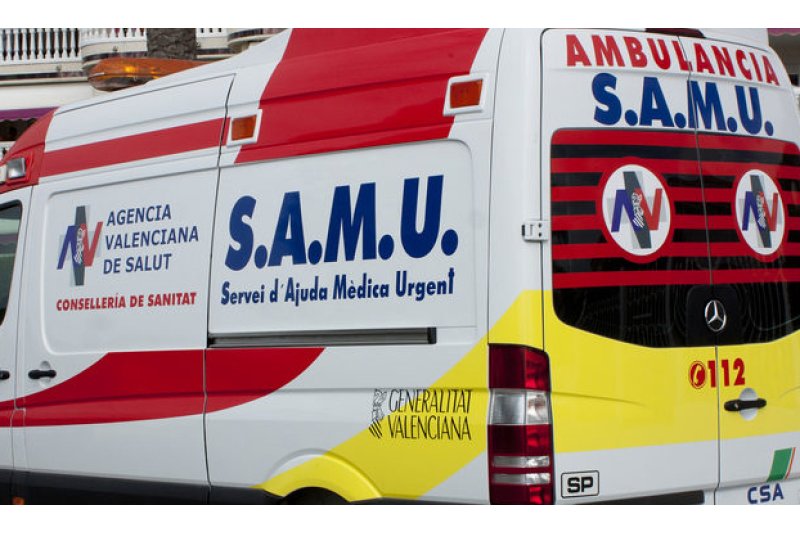 Fallece un motorista al chocar con un autobús en la nacional entre Gata y Benissa Fallece un motorista al chocar con un autobús en la nacional entre Gata y Benissa