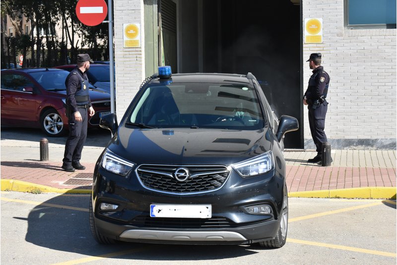 El empresario de Moraira Arthur K. explica al juez “de forma fría y con detalle” cómo perpetró el crimen de su pareja El empresario de Moraira Arthur K. explica al juez “de forma fría y con detalle” cómo perpetró el crimen de su pareja