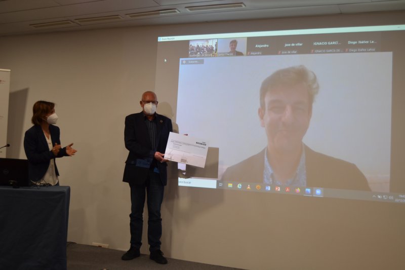 Un oasis mediterráneo de sombra y frescor en el Carrer Campo de Dénia Un oasis mediterráneo de sombra y frescor en el Carrer Campo de Dénia