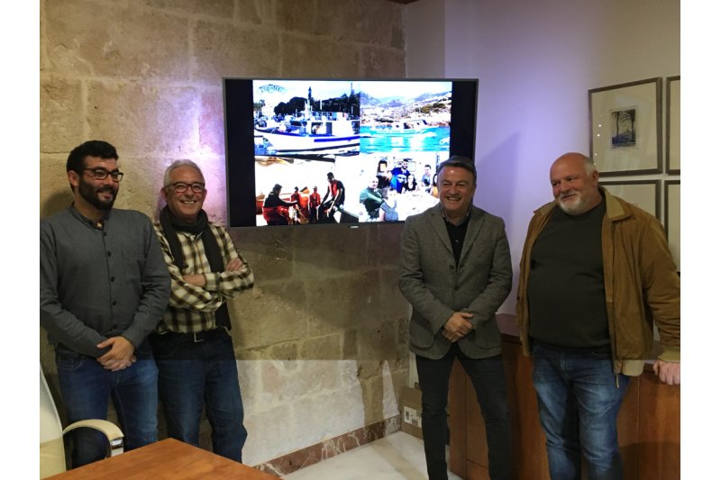 El Ayuntamiento de Xàbia y el Pòsit impulsan un proyecto para diversificar el sector de la pesca hacia el turismo sostenible  El Ayuntamiento de Xàbia y el Pòsit impulsan un proyecto para diversificar el sector de la pesca hacia el turismo sostenible
