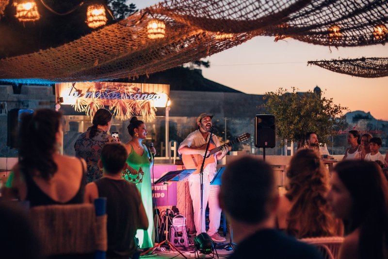 “5 anys. Fem poble”: Els Magazinos cumple su primer lustro de vida como embajador de la Marina Alta “5 anys. Fem poble”: Els Magazinos cumple su primer lustro de vida como embajador de la Marina Alta
