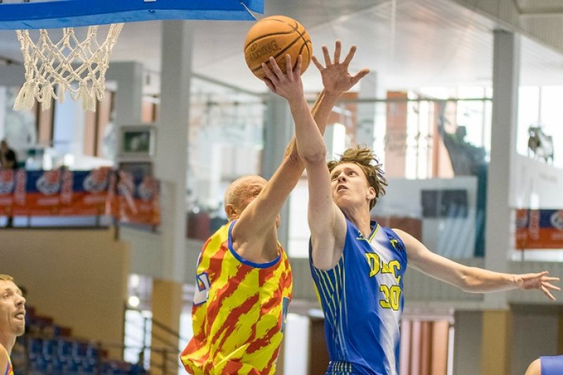El Dénia BC gana el partido por el tercer y cuarto puesto y logra una de las plazas directas de ascenso a Liga EBA El Dénia BC gana el partido por el tercer y cuarto puesto y logra una de las plazas directas de ascenso a Liga EBA