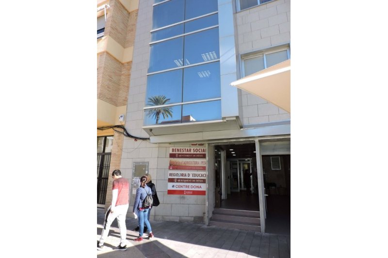 Dénia destina más de un 9% del presupuesto a políticas sociales y menos dinero a fiestas, cultura y deportes Dénia destina más de un 9% del presupuesto a políticas sociales y menos dinero a fiestas, cultura y deportes