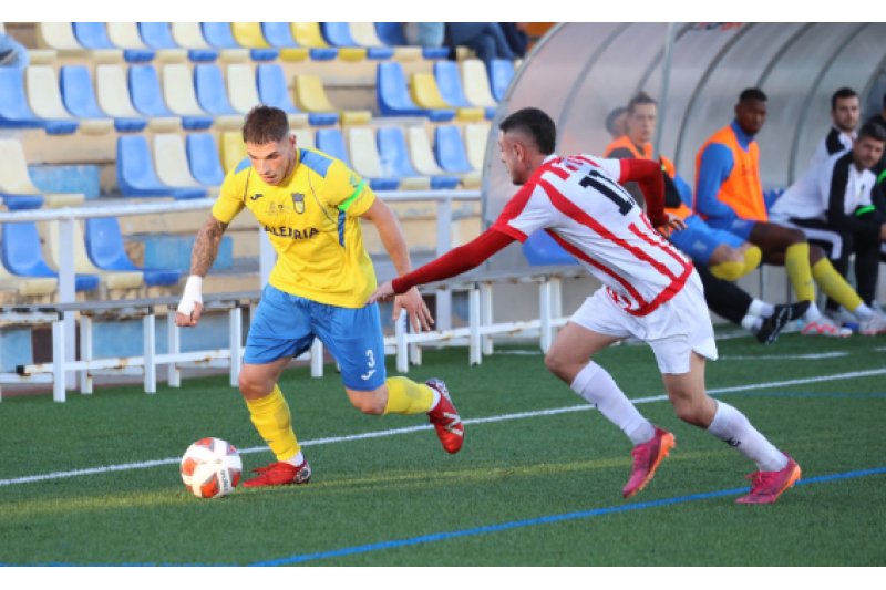 Lliga Comunitat: Dénia y Jávea empatan en un derbi aburrido y sin goles, y el Calpe arranca un punto de Crevillente Lliga Comunitat: Dénia y Jávea empatan en un derbi aburrido y sin goles, y el Calpe arranca un punto de Crevillente