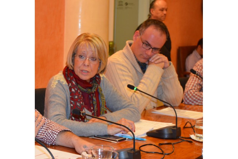 Ciudadanos recogerá firmas para pedir el asfaltado de calles de Les Rotes Ciudadanos recogerá firmas para pedir el asfaltado de calles de Les Rotes